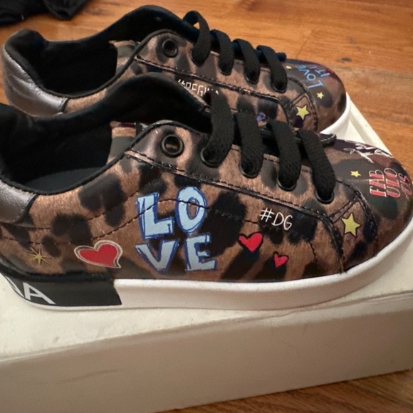 Shoes - Picture 3 of 3